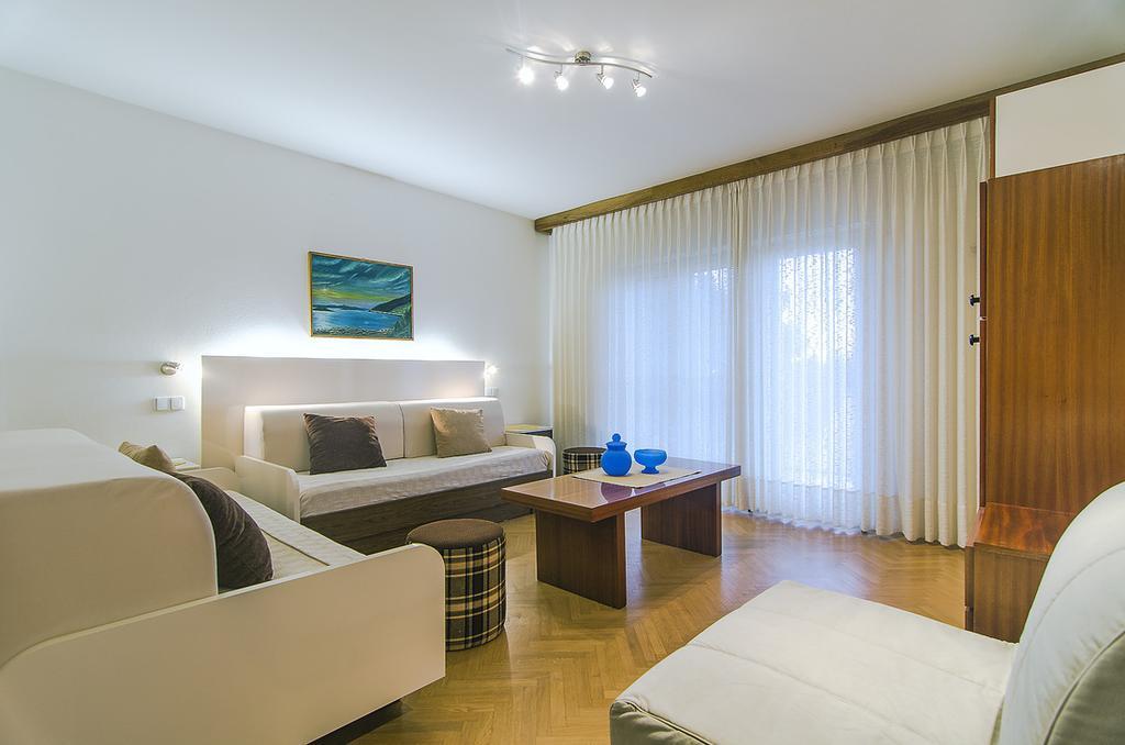 Apartments Lada 1217 Premantura Luaran gambar